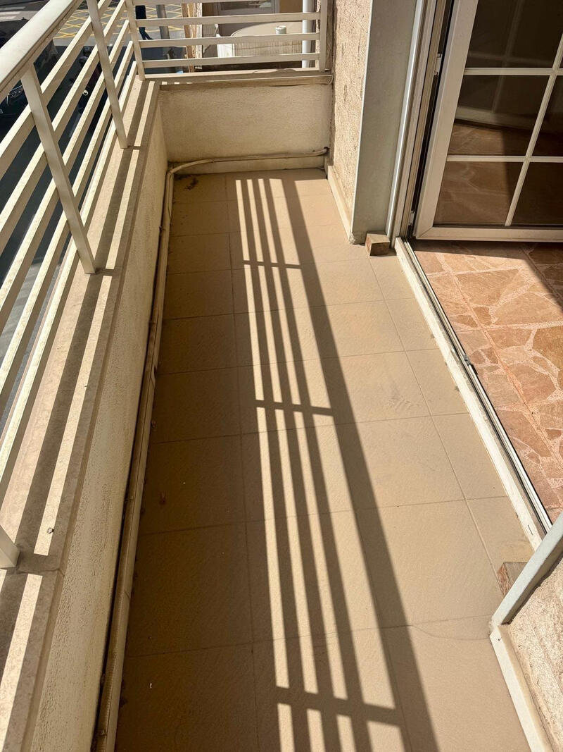 5 bedroom Apartment for sale