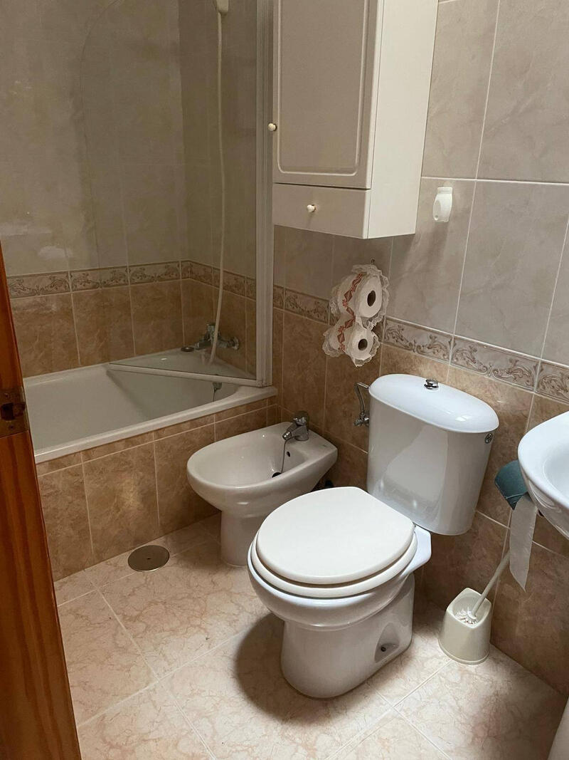 2 bedroom Townhouse for sale