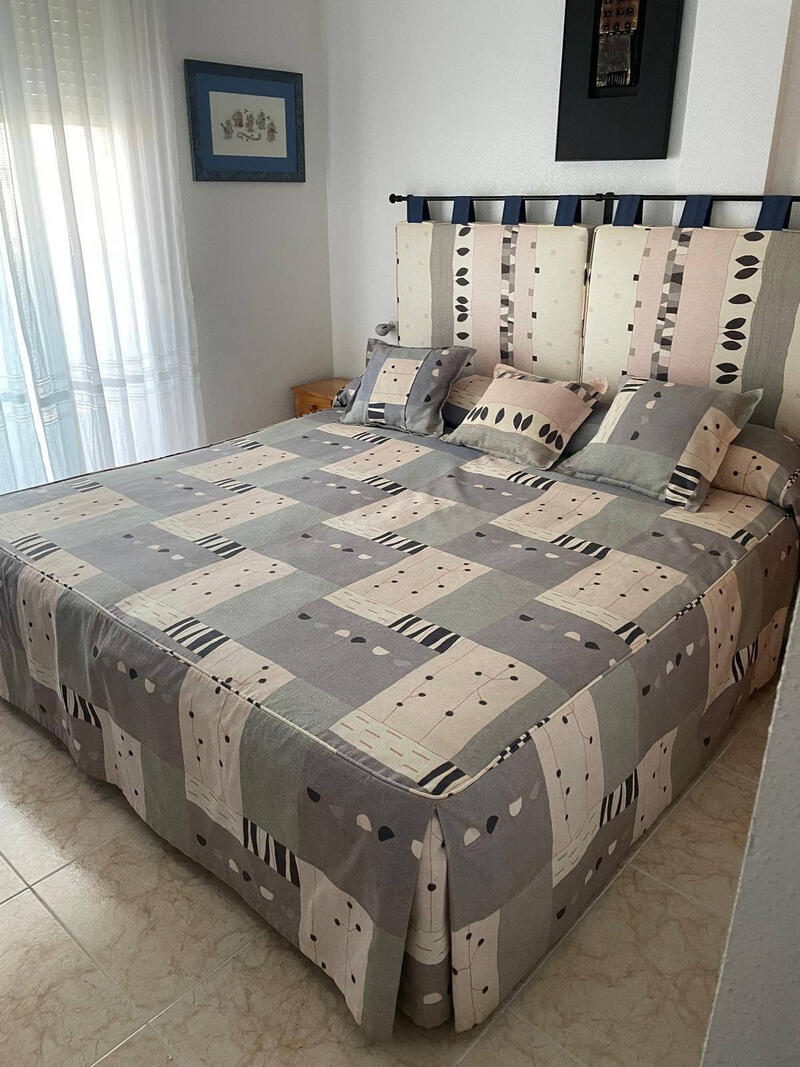 2 bedroom Townhouse for sale