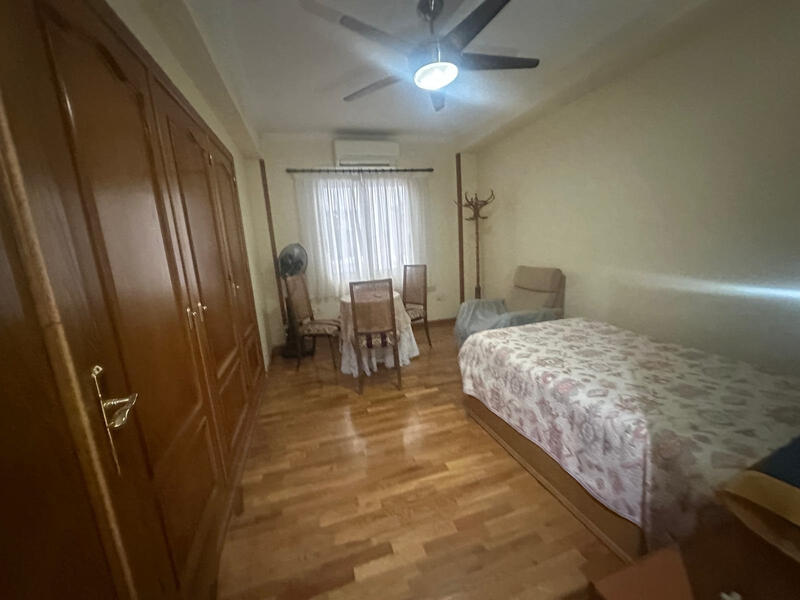 4 bedroom Apartment for sale