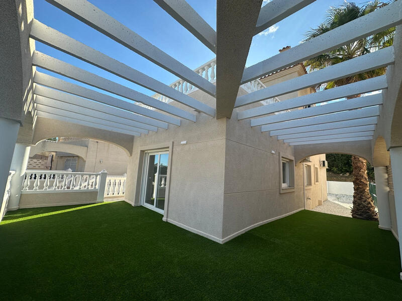 3 Cuarto Villa en venta