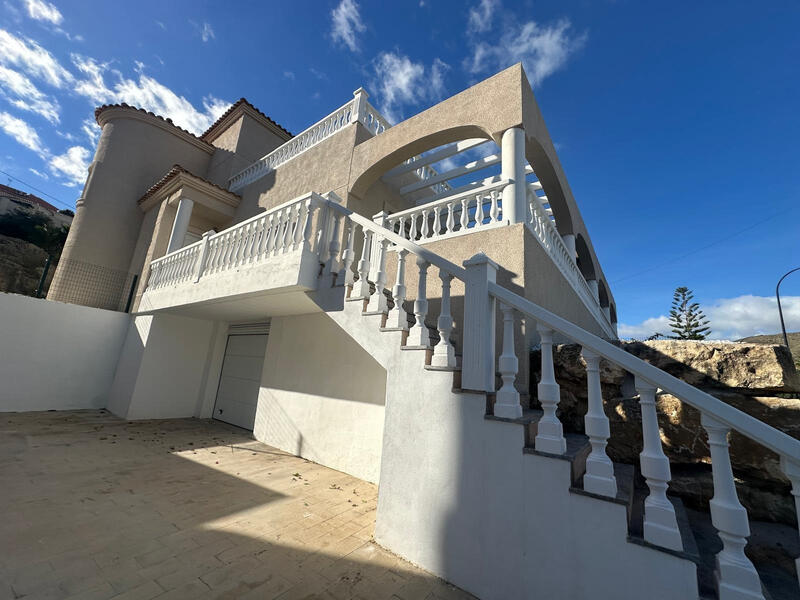 3 Cuarto Villa en venta