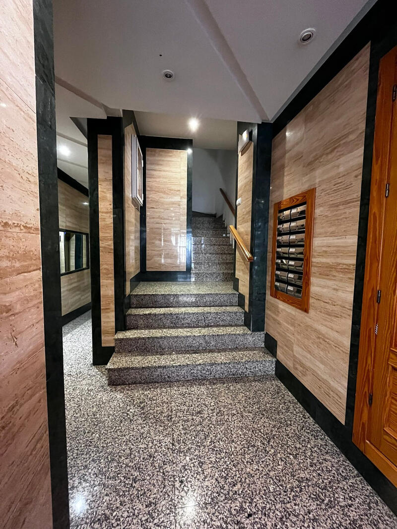 3 спальная комната квартира продается