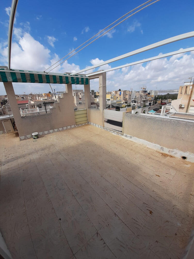 4 slaapkamer Gezinswoning Te koop