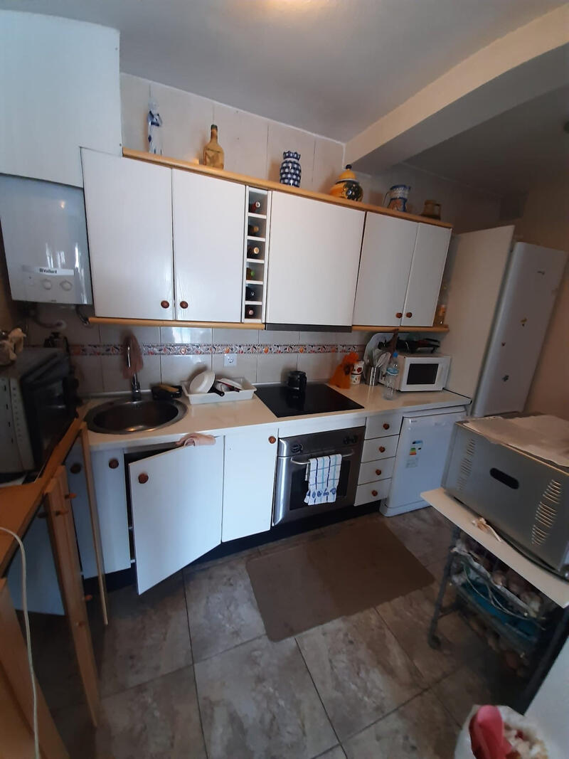 4 slaapkamer Gezinswoning Te koop