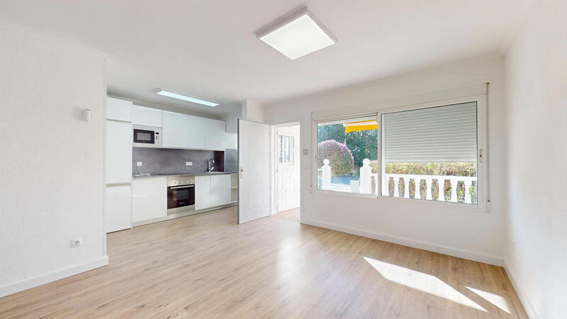 2 спальная комната вилла продается