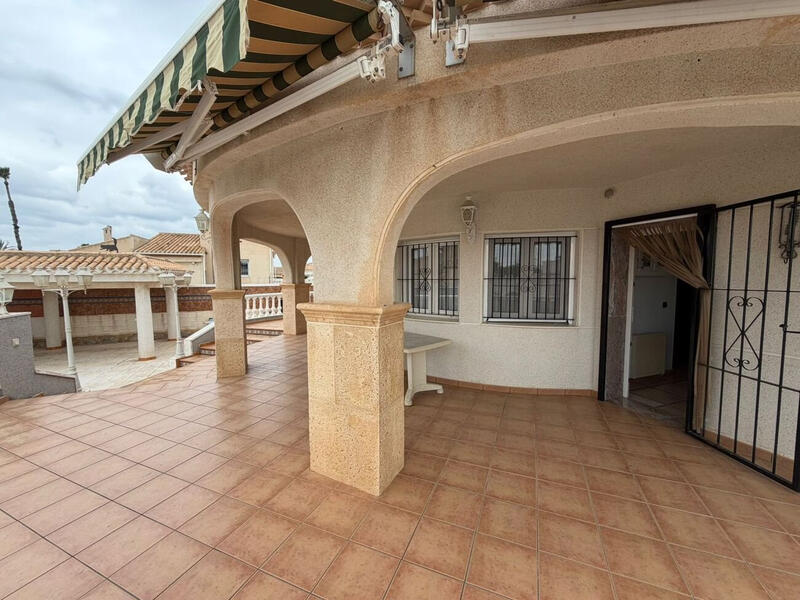 5 Cuarto Villa en venta