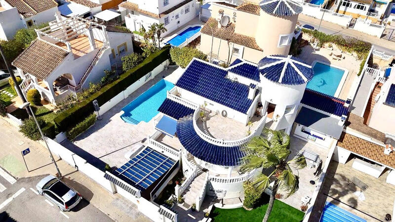 4 soveværelse Villa til salg