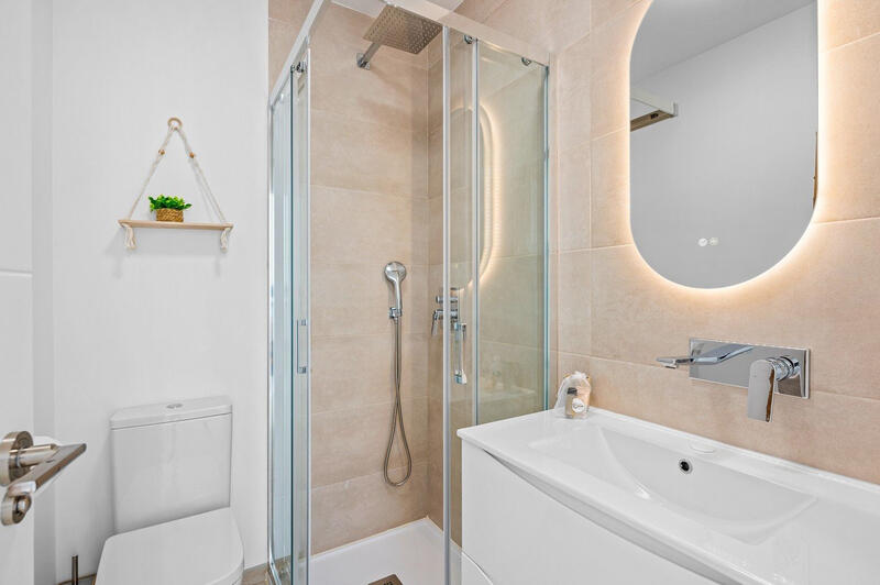 2 slaapkamer Appartement Te koop