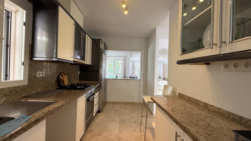 4 sovrum Villa till salu