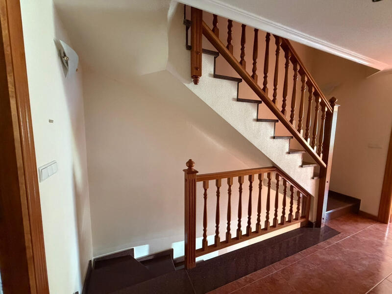 3 sovrum Radhus till salu