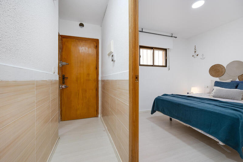 2 спальная комната квартира продается