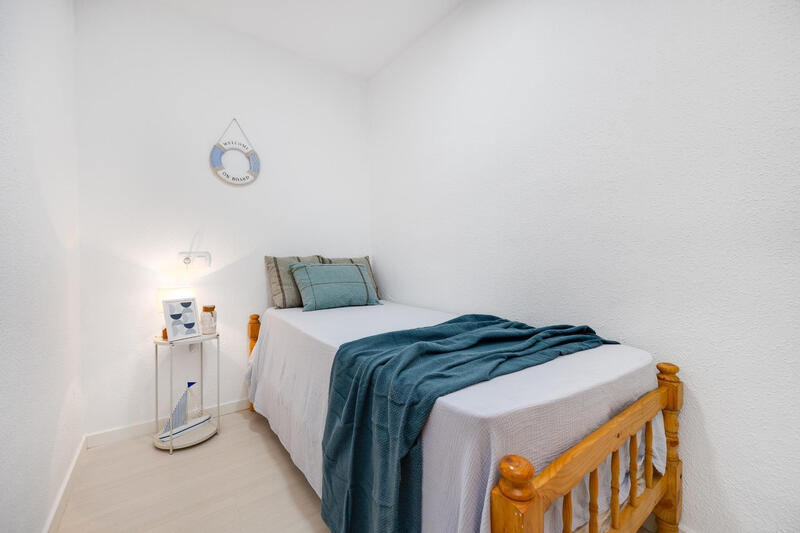 2 спальная комната квартира продается