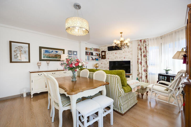 Lägenhet till salu i Torrevieja, Alicante