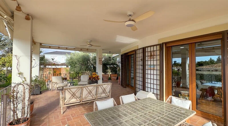 7 chambre Villa à vendre