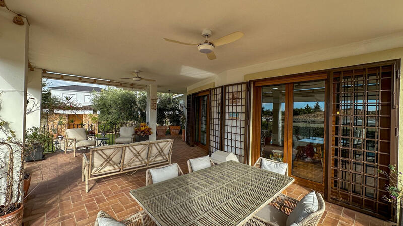 7 chambre Villa à vendre