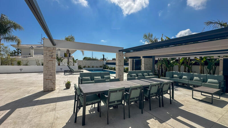 4 slaapkamer Villa Te koop