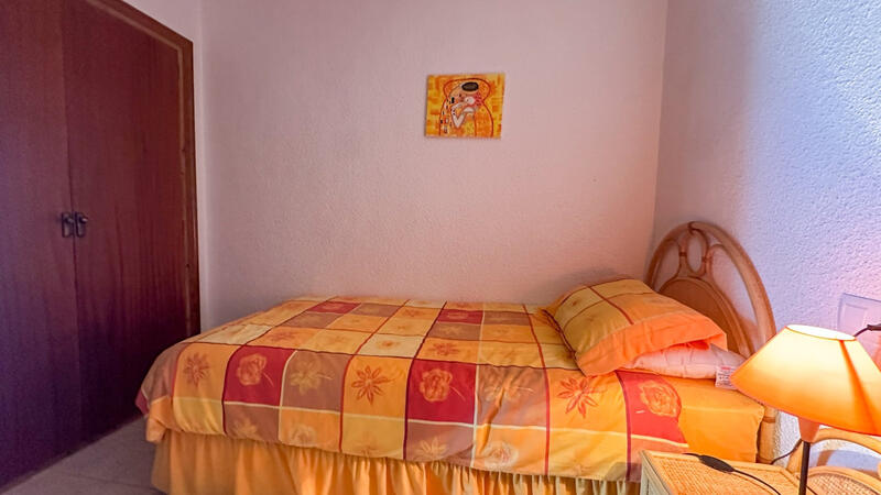 2 slaapkamer Gezinswoning Te koop