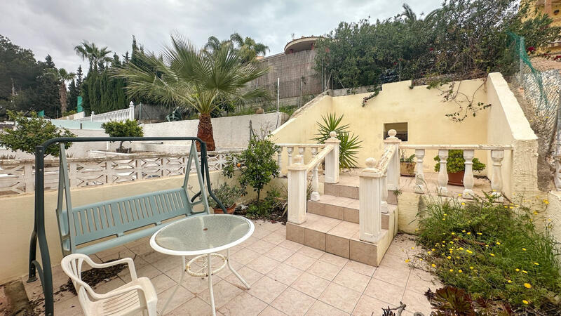 2 slaapkamer Gezinswoning Te koop