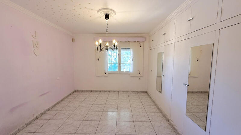 4 slaapkamer Villa Te koop