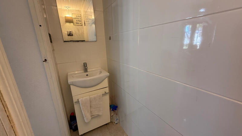 6 спальная комната вилла продается