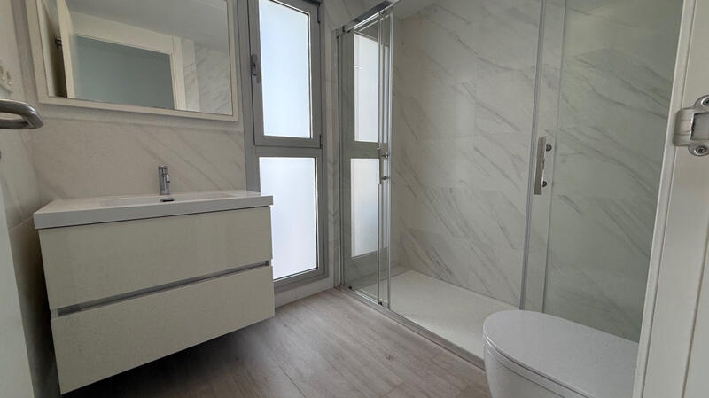 5 Cuarto Adosado en venta