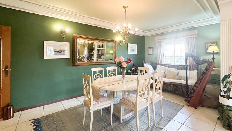 6 chambre Villa à vendre