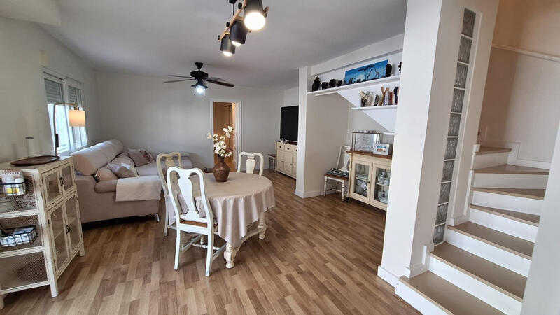 4 Cuarto Villa en venta