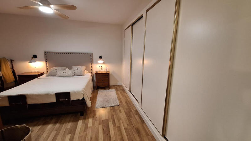 4 Cuarto Villa en venta