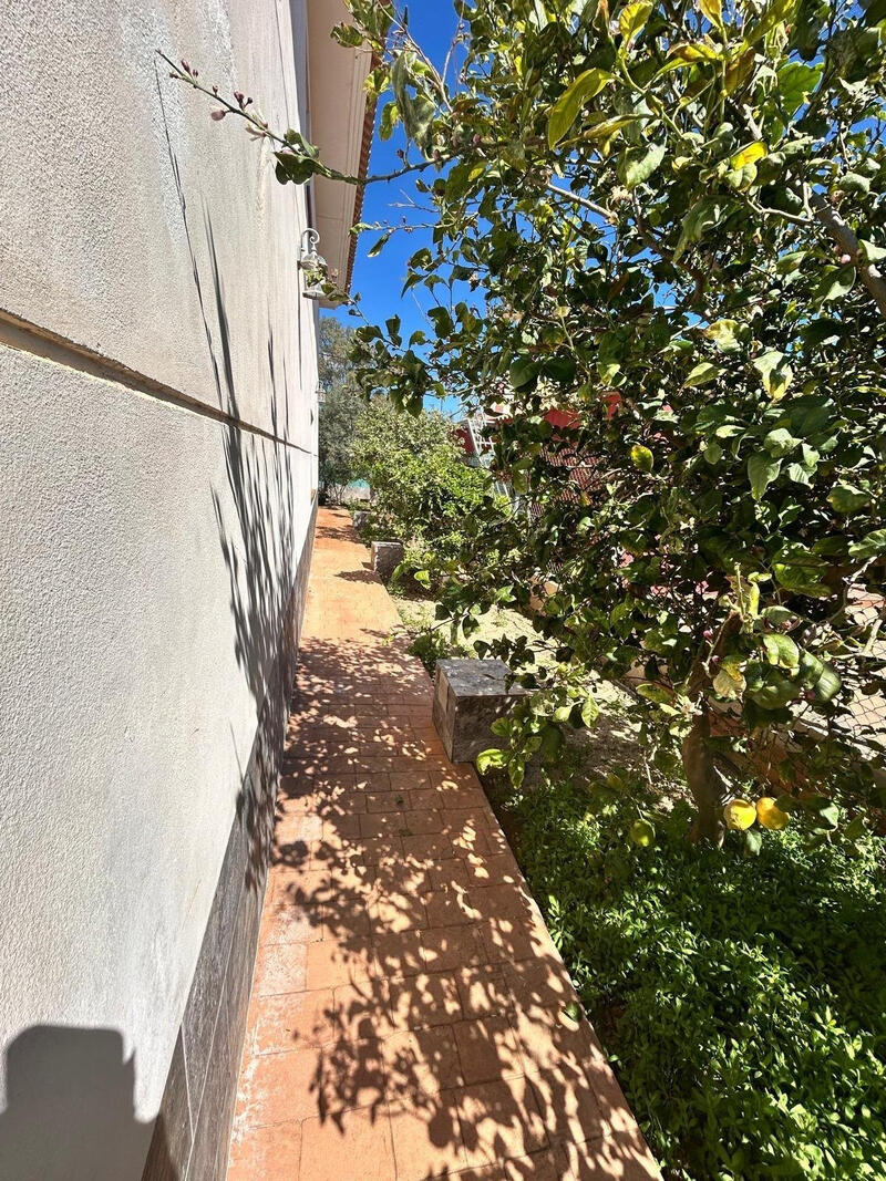 4 Cuarto Villa en venta