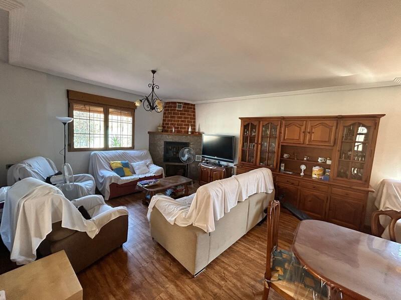 4 Cuarto Villa en venta