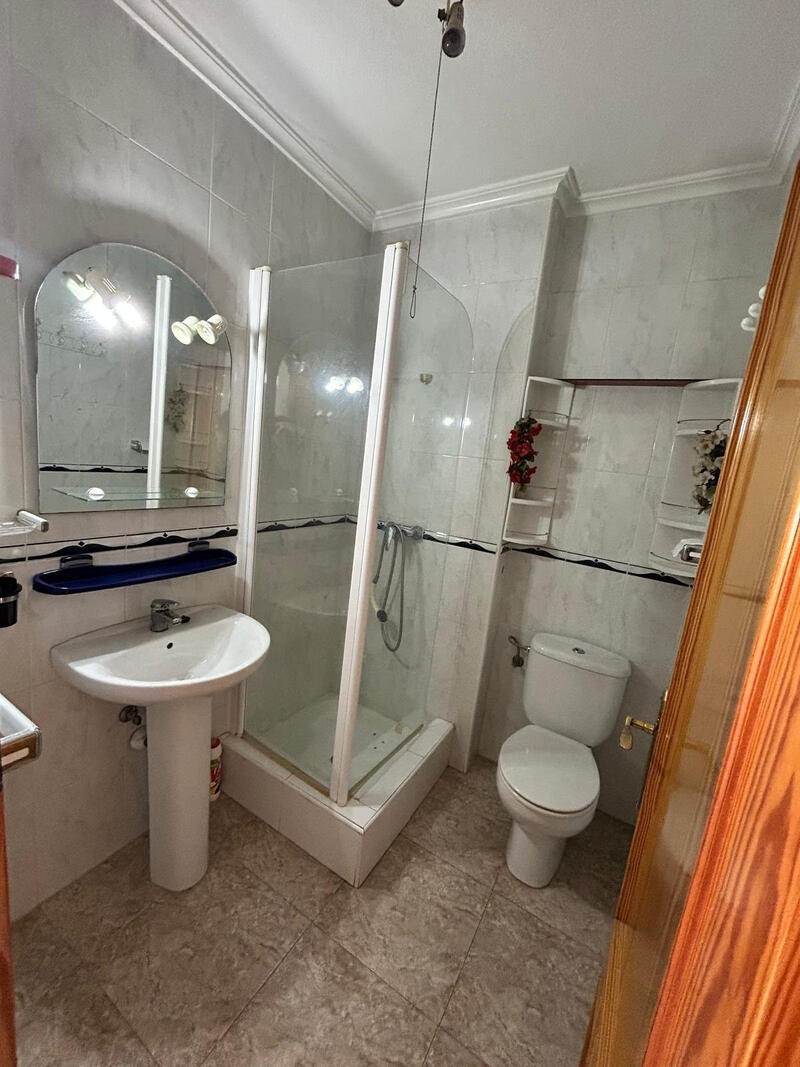 4 Cuarto Adosado en venta