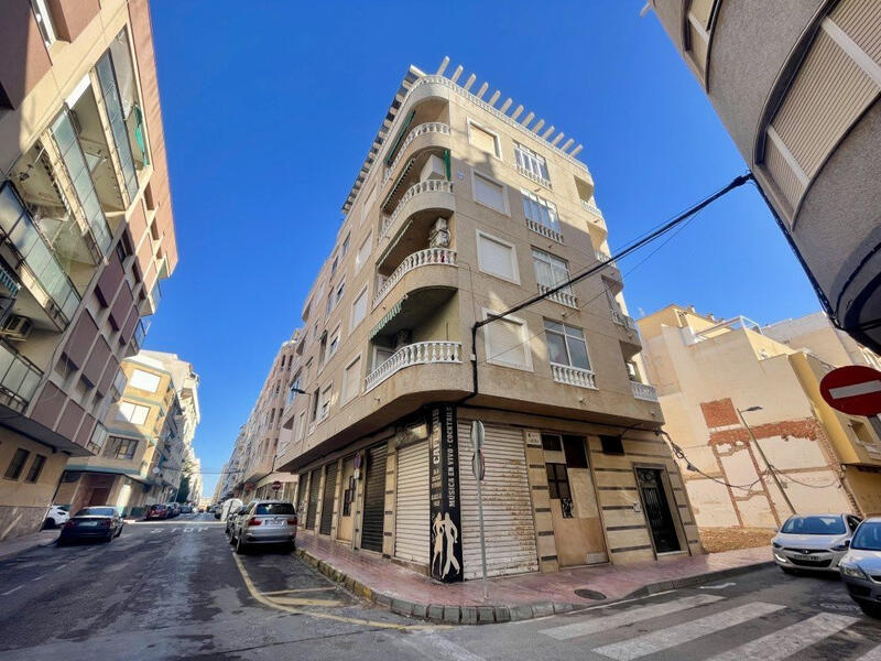 Apartamento en venta en Torrevieja, Alicante