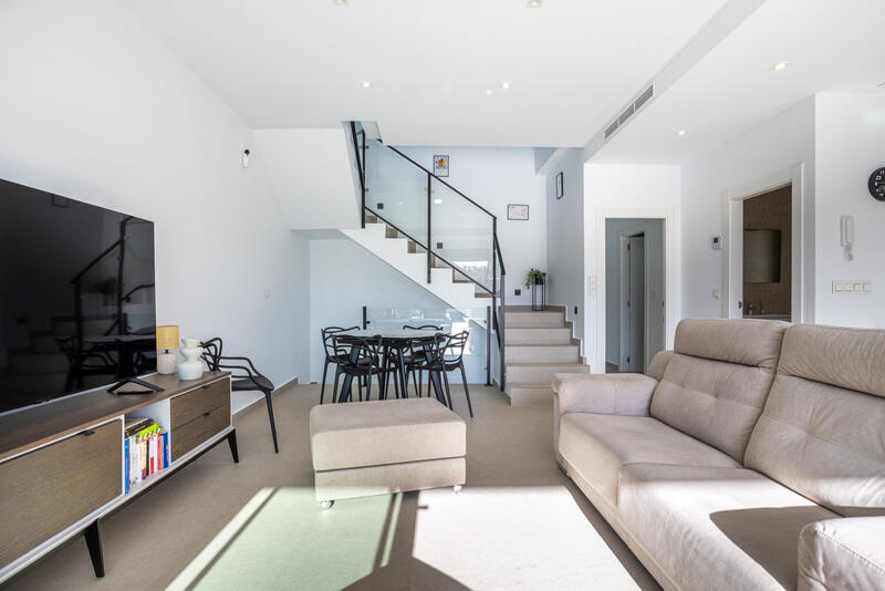 4 bedroom Villa for sale