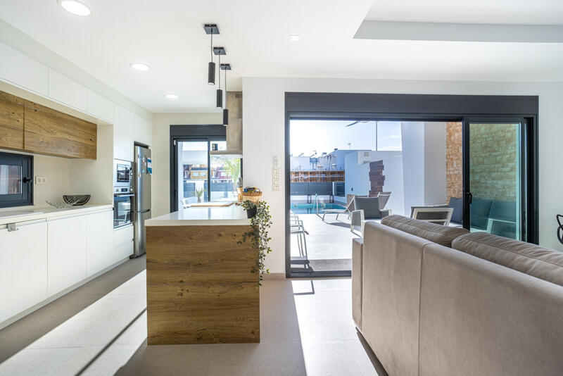 4 bedroom Villa for sale