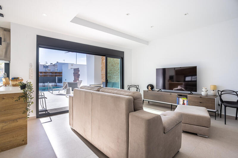 4 bedroom Villa for sale