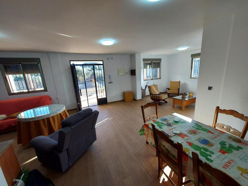 4 bedroom Villa for sale