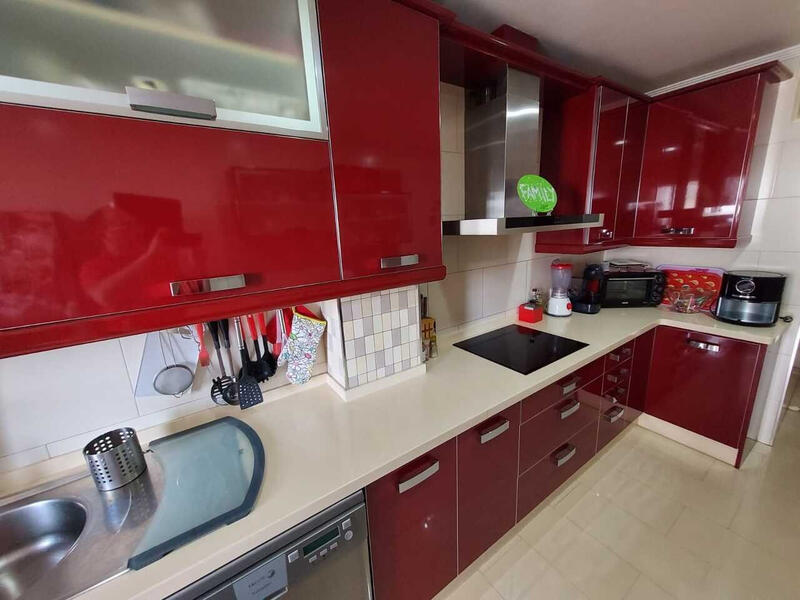 3 bedroom Apartment for sale