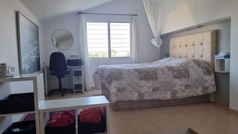 4 slaapkamer Villa Te koop
