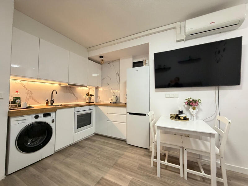 1 спальная комната квартира продается