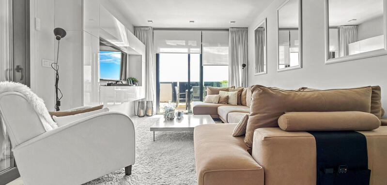 3 bedroom Apartment for sale