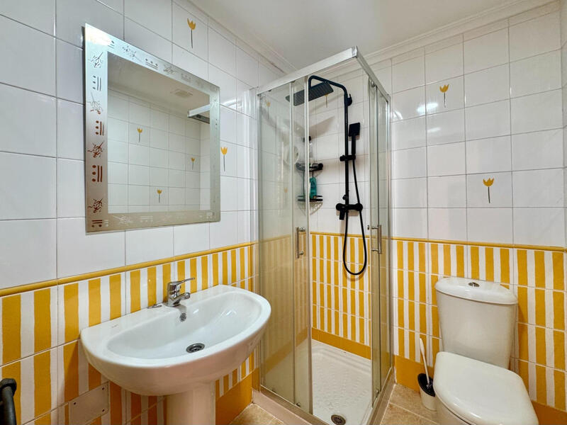 3 sovrum Radhus till salu