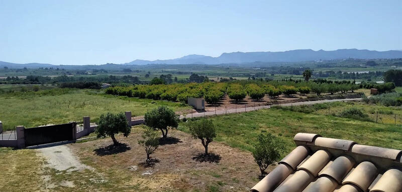 3 bedroom Country House for sale 3 bedroom Country House for sale