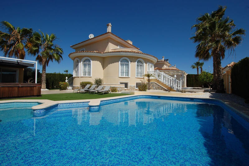 Villa til salgs i Ciudad Quesada, Alicante