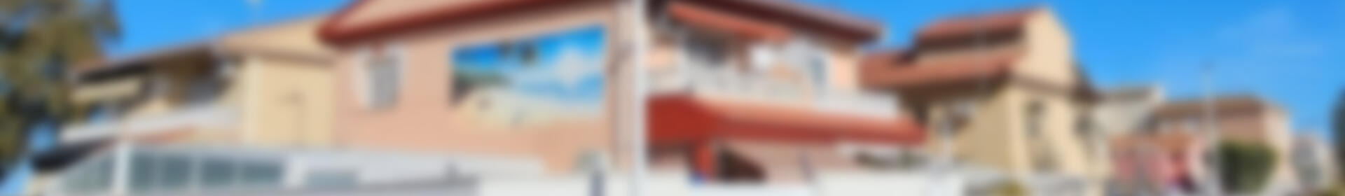 4 bedroom Townhouse for sale