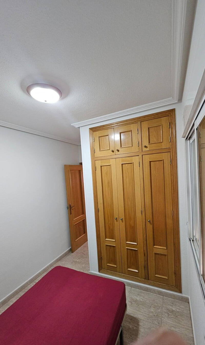 4 bedroom Townhouse for sale