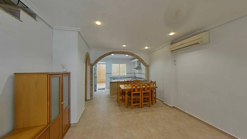 4 chambre Duplex à vendre