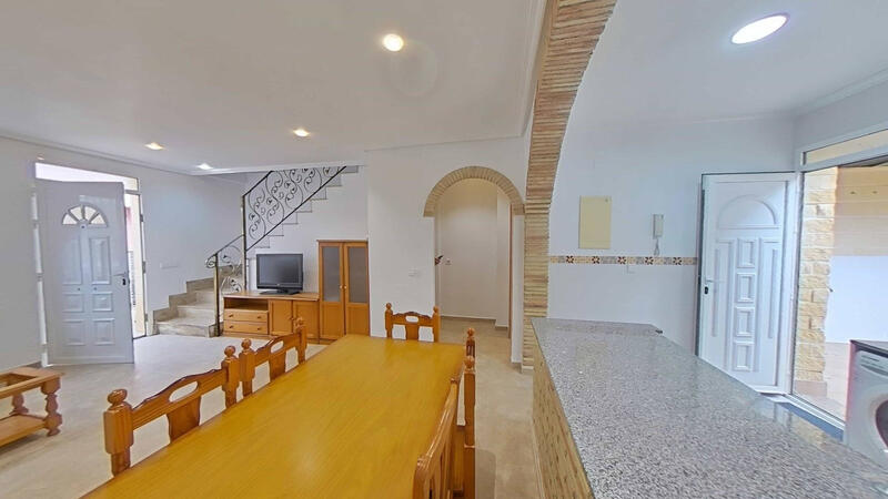 4 chambre Duplex à vendre