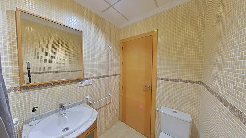 4 chambre Duplex à vendre