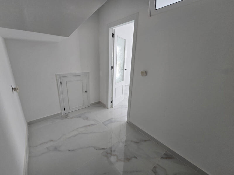 3 bedroom Duplex for sale 3 bedroom Duplex for sale